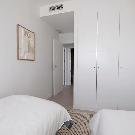 Apartamento Celere, 200m From The Sea And 4km From Golf *