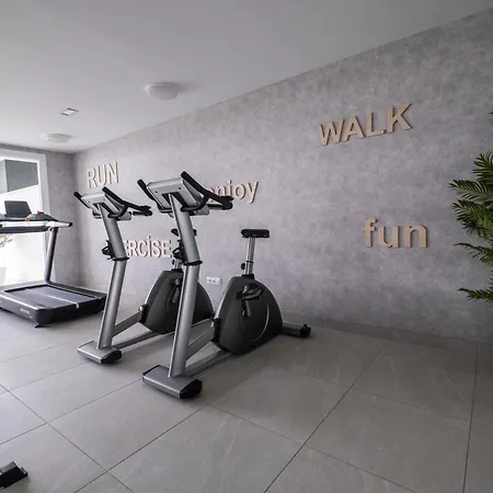 Lägenhet Celere, 200m From The Sea And 4km From Golf Estepona