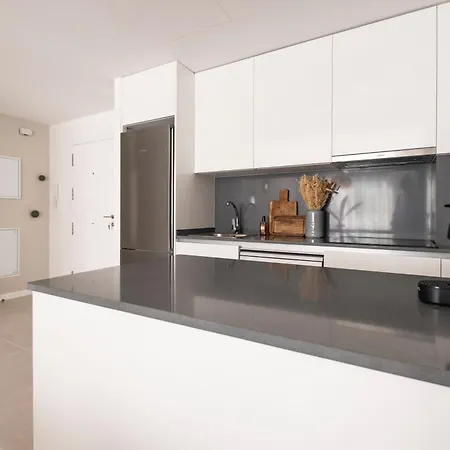 Celere, 200m From The Sea And 4km From Golf Lägenhet *