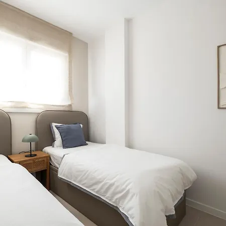 Célere, 200m From The Sea&4km From Golf *